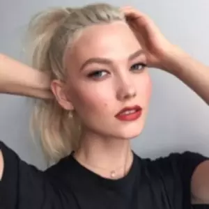 Karlie Kloss profile picture